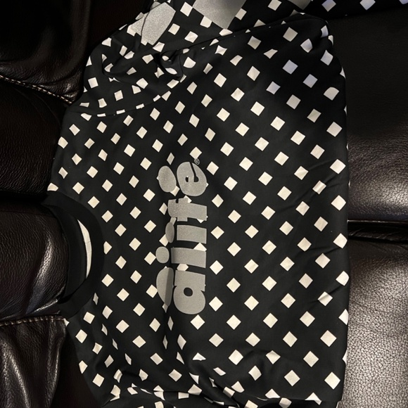 Alife crewneck reflective sweater like new - Picture 2 of 4